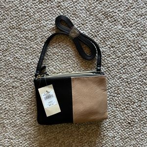 Wilsons NWT Leather Small Purse Cross Body Bag Black / Beige
